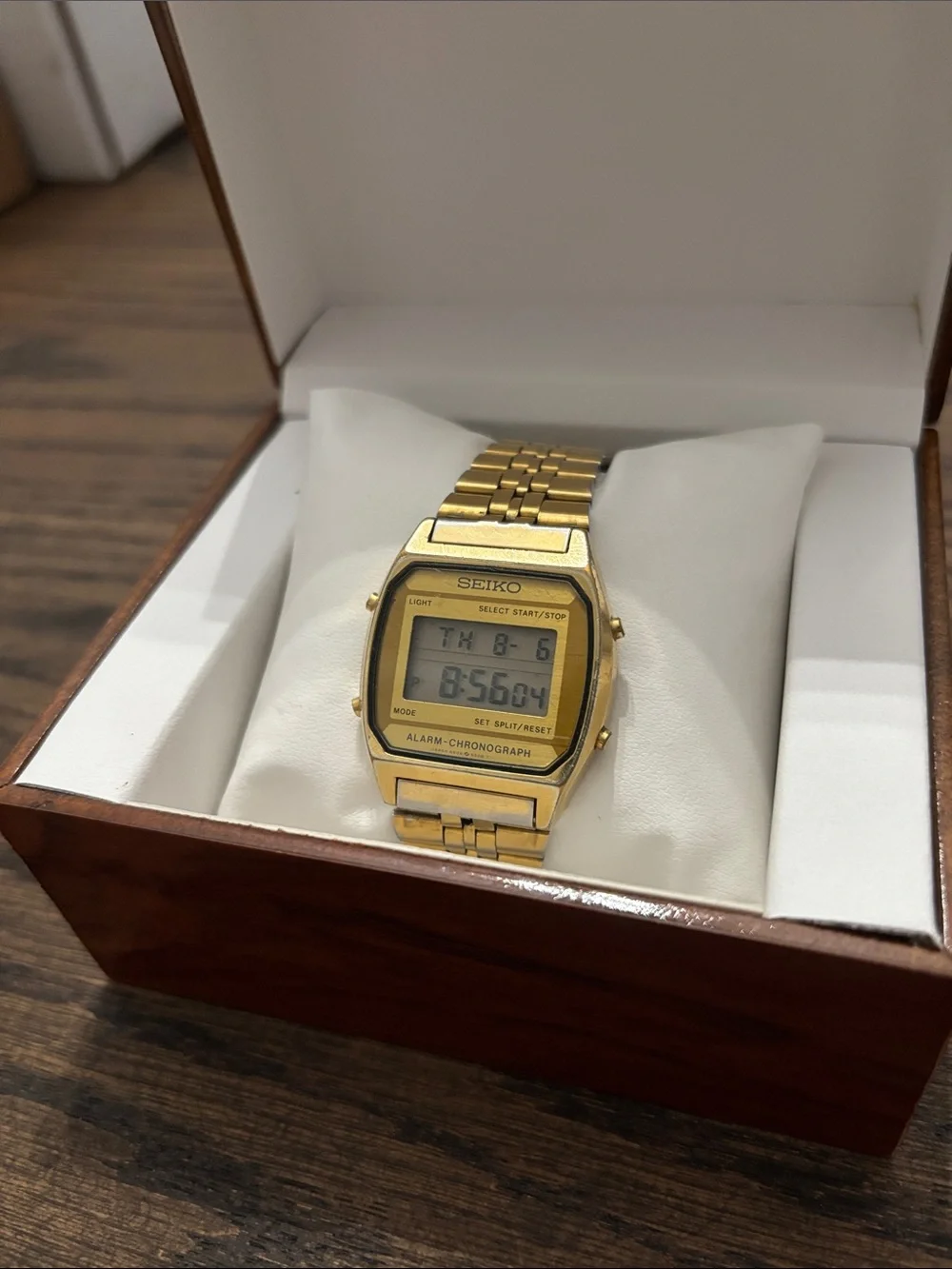 Seiko Gold Tone Digital Alarm Chronograph Watch